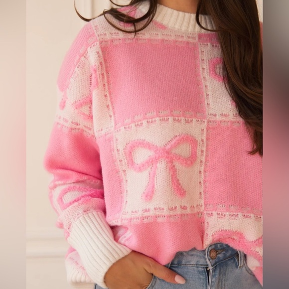 Pink Bow Pattern Sweater - Picture 2 of 6